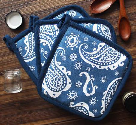 Blue Paisley Pot Holders - Quilted Cotton Kitchen Holders