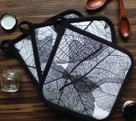 Black Skeleton Leaf Pot Holders - Botanical Print Quilted Holders