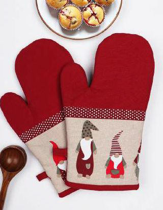 Christmas Gnome Oven Mitts - Festive Kitchen Gloves with Gnome Print